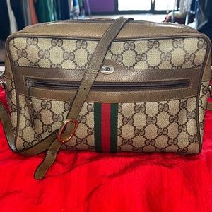 Gucci Vintage GG Plus Camera Bag